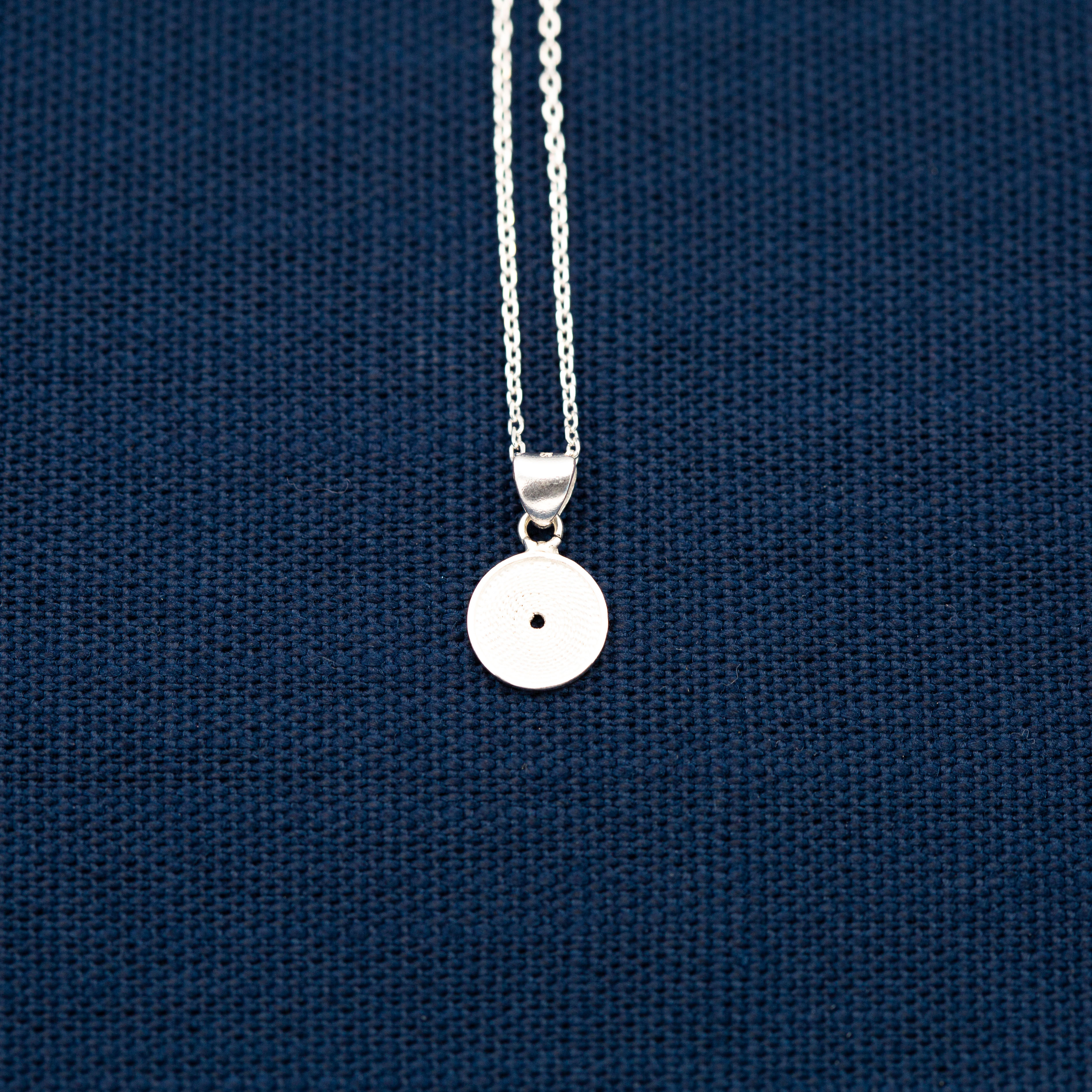 Collier rond -Accessoires en fil d'argent-