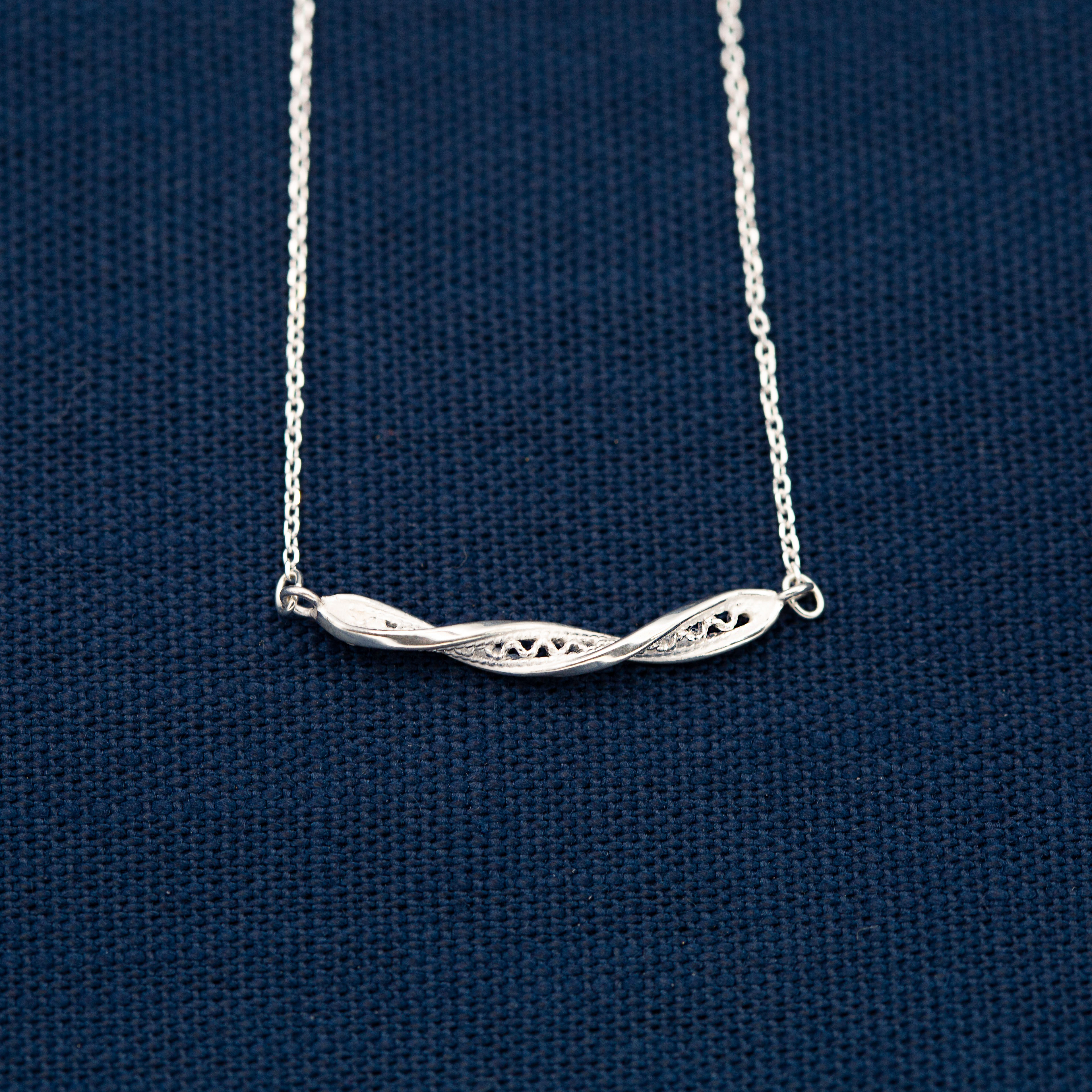 Collier torsion -Accessoires en fil d'argent-